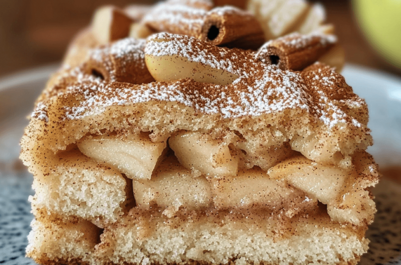 How to Make the Perfect Cinnamon Apple Cake