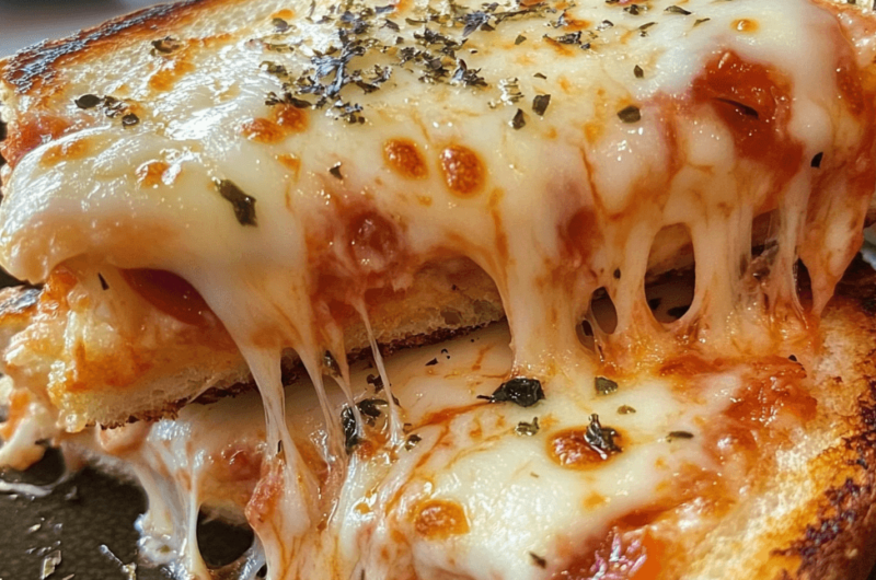 Cheesy, Saucy, and Perfect: Your New Favorite Pizza Grilled Cheese